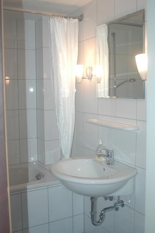 Koeln Appartement Room photo